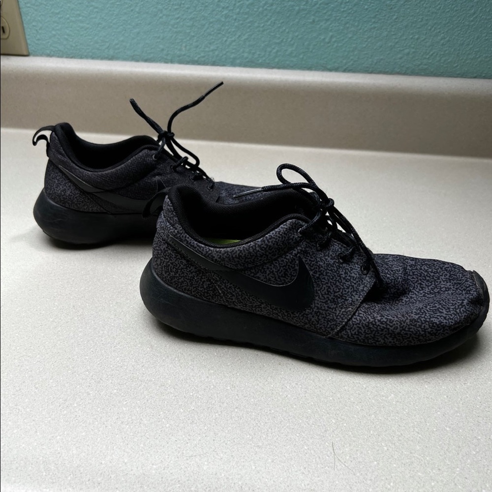 Nike shoes